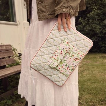 Maanesten Alesea Computer Sleeve Summer Stripes Blue