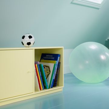 Montana LINE aflang skænk med sokkel