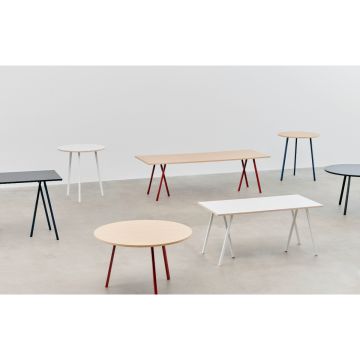 HAY Loop Stand Bord Laquered Oak & White